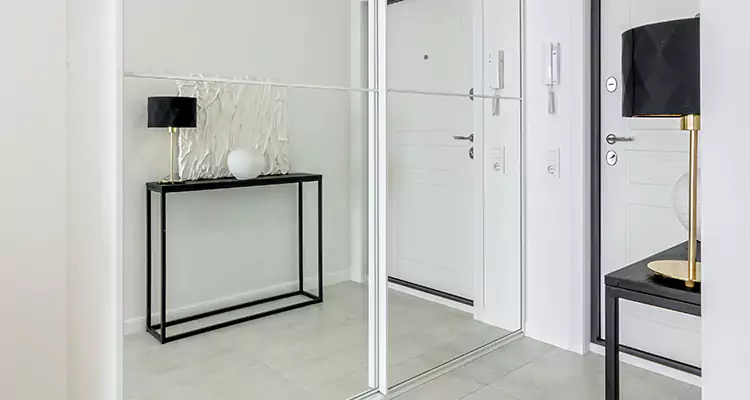 Mirrored Bifold Closet Doors Repair in Sunset, FL