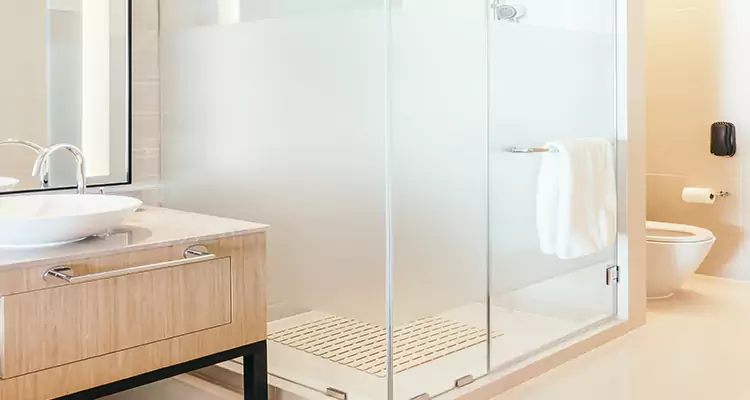 Expert Shower Door Fix and Repair in Sunset, FL